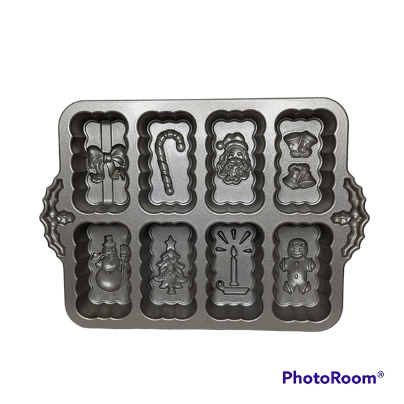 Nordic Ware Christmas Mini Loaf Pan Holiday Giving Treats Decorative Gifts - Picture 13 of 13